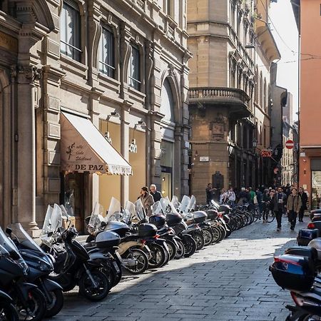 Appartamento Dietro Fontana Del Nettuno Boloňa Exteriér fotografie